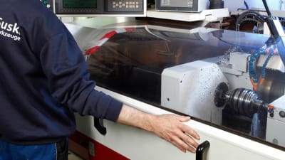 Dirk Suski, pionero en herramientas de laminado de alambre, llega a expometals