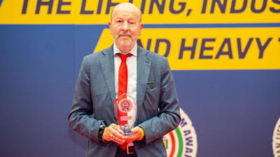 Premio alla carriera per Marco Ghisleni, padre dei sistemi di sollevamento Tecnomovint