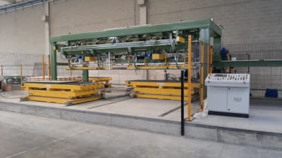 Impilatori no-stop Rizzi per fogli di lamiera: automazione su misura per ogni esigenza