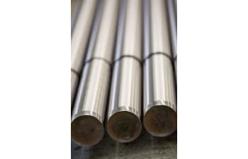 Cold finished peeled and center-less ground bars
