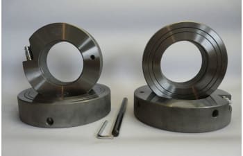 Hydraulic nuts with floating thrust ring and accessories