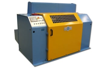 Wire spooling machine, horizontal
