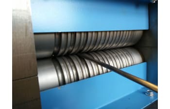 Wire pointing machines for different wire diameters