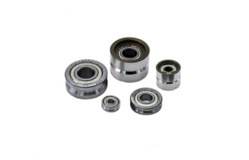 Bearings and rollers for wire straighteners