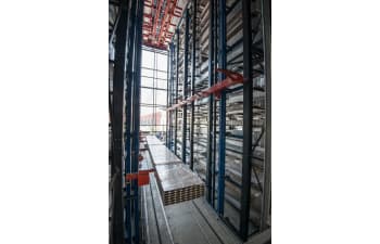 Automatic warehouse for tubes storage
