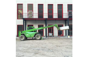 Verifiche periodiche su carrelli semoventi a braccio telescopico