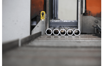 Tubi cromati esternamente per cilindri oleodinamici