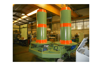 Vertical double/tilting unwinding machines