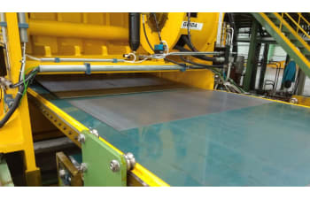 Cut-to-length lines for the production of metal sheets