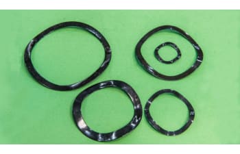 Wave washers for fastening applications