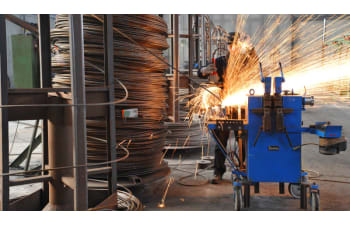 Phosphated patented galvanized semifinished steel wire