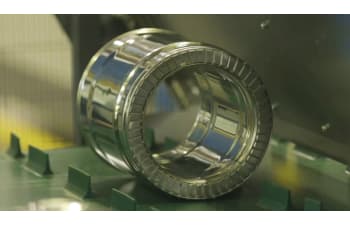 Double-wall pipe forming machines with insulation material injection