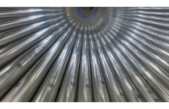 Welded stainless steel tubes for energy and power generation
