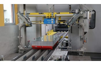 Multi-blanking lines for simultaneous cutting into longitudinal strips