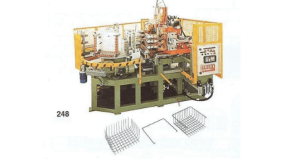 Multiple welding machine with rotary table for baskets assembling and trimming