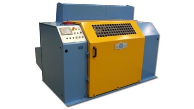 Wire spooling machine, horizontal