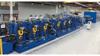 Linear cage forming lines for the production of square and rectangular tubes