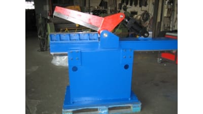 Hydraulic shears for wire, cable and strip