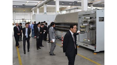 Delegazione giapponese guidata da Densen Shimbun visita Sampsistemi