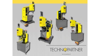 Automatic press for self-clinching fasteners