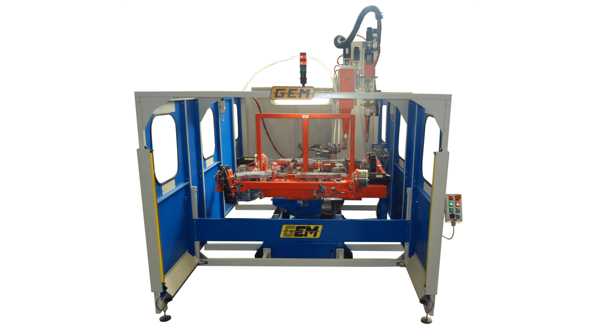 The new GEM integrated resistance welding cell presented at Euroblech