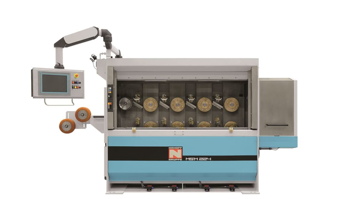 Niehoff at wire Russia 2015 - Show preview