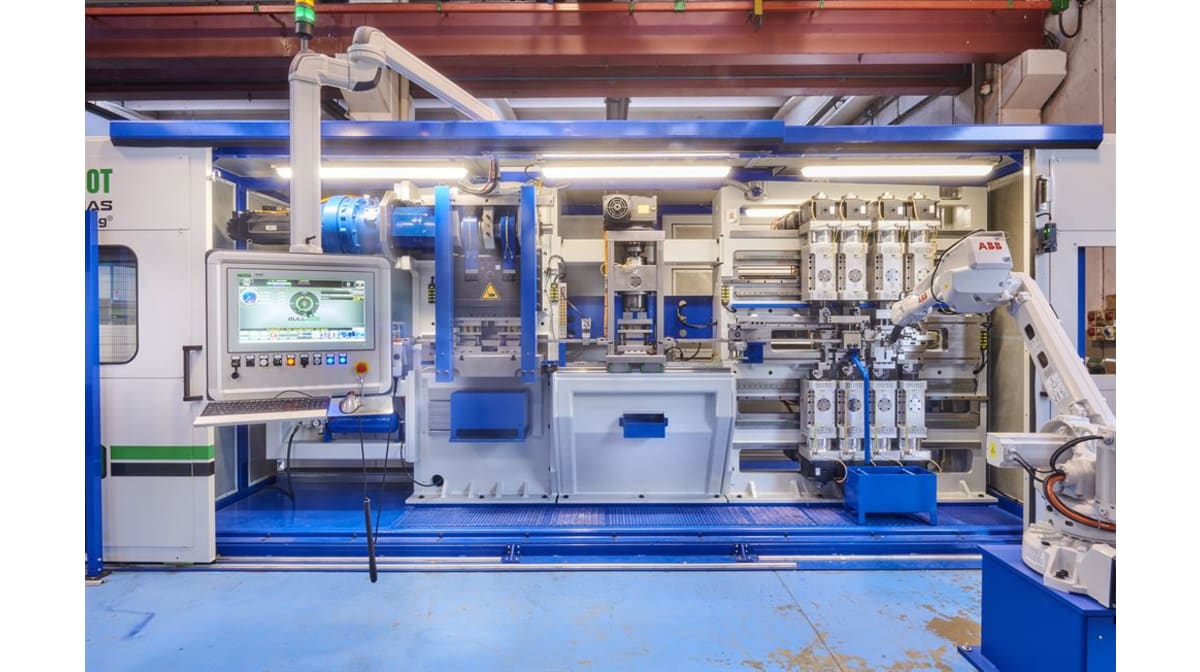 Omas delivers the second Bull Bending plant for gutter bracket manufacturing