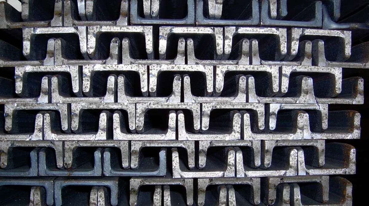 Iran ousted from list of world’s top 10 steel producers