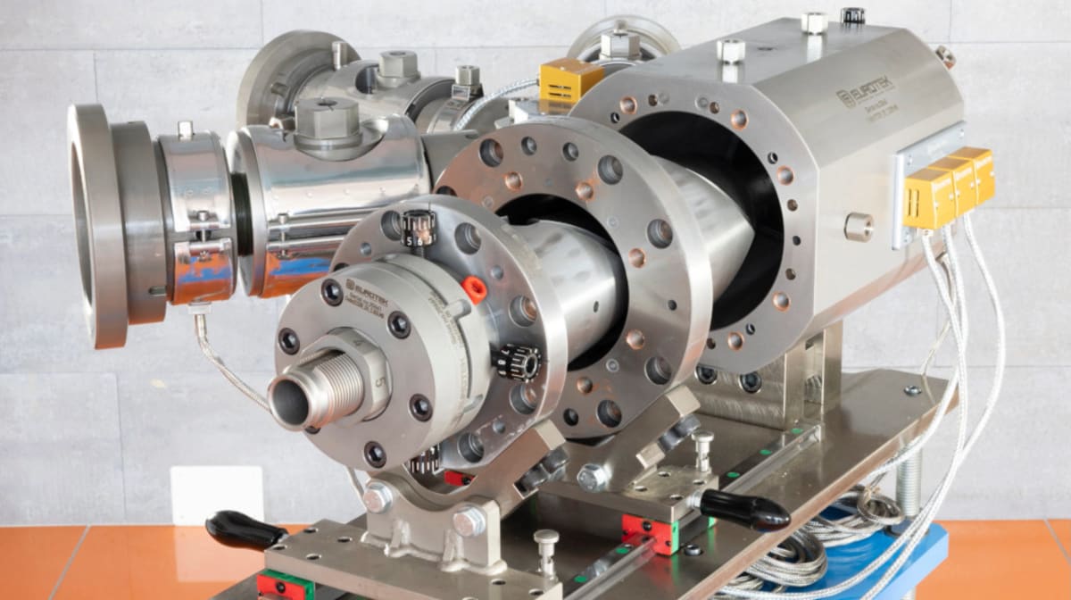 Would you like to know more about the extrusion heads designed and produced by Eurotek?