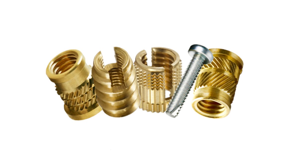 CELADA Fasteners: soluzioni di fissaggio per applicazioni su materie plastiche