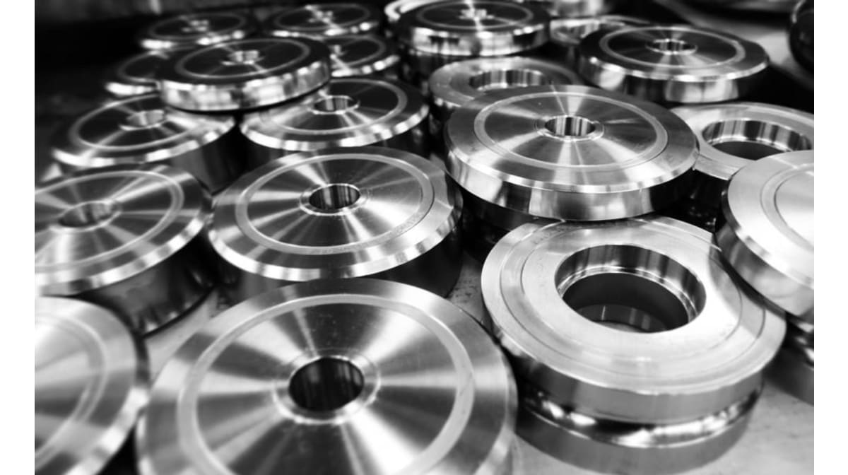 Welcome to FB Rolls, excellence in the production of tube forming rolls, profiles, and rims