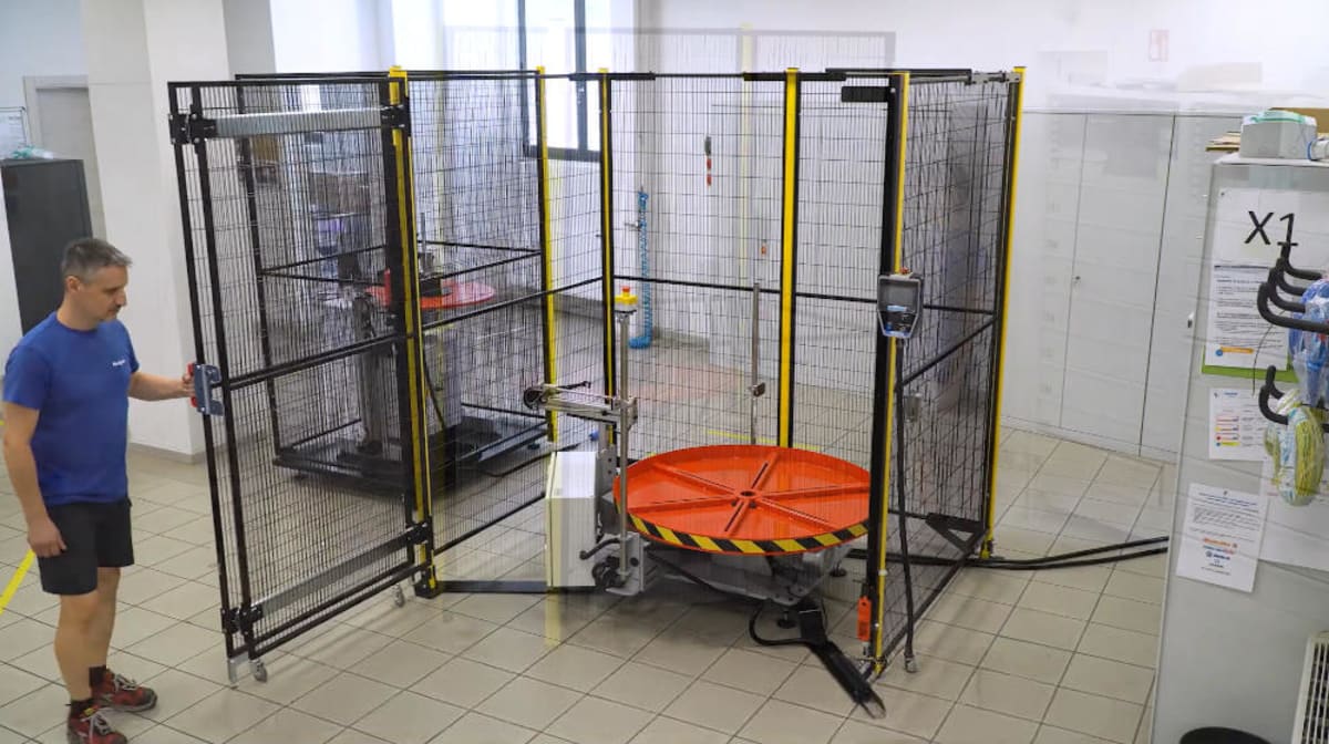 ASC G-SERIES: aspi svolgitori completi di protezioni perimetrali per la sicurezza