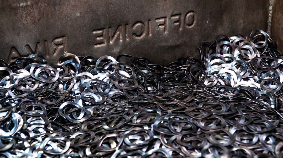 Officine Riva turns 80: growth and innovation in the production of washers and metal fasteners