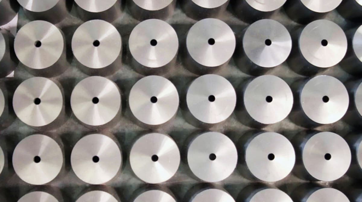 Isis Carbide Tools aumenta efficienza e precisione con la nuova rettificatrice tangenziale PSG-1545H