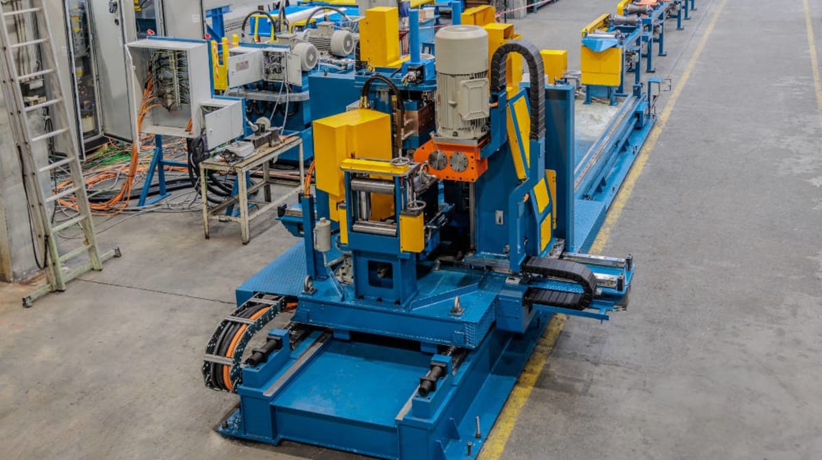 FIMI: successful test for the new flying cut-off unit for ERW steel pipes