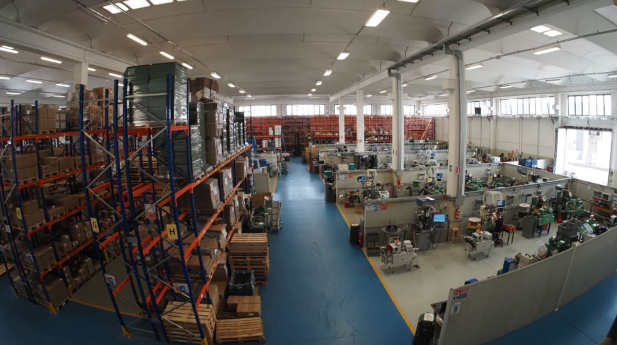 Filtraggio fumi, mole diamantate e meno sprechi: l’impegno green di Mollificio Romagnoli