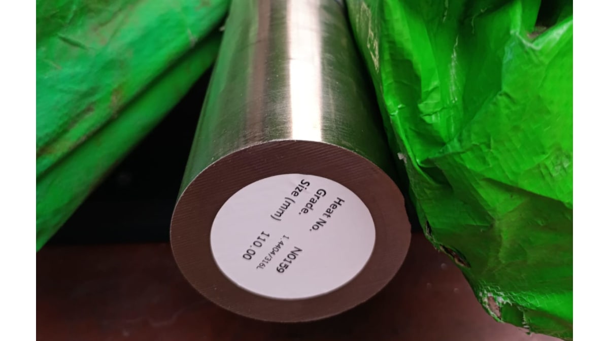 Rolled stainless steel bars for distribution — Demasteel is the partner you're looking for