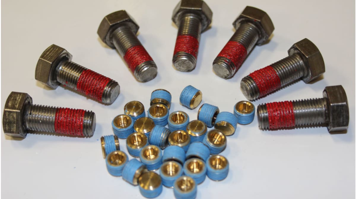 Trattamenti tecnici per fasteners: sigillanti, frenafiletto, bloccanti, e rivestimenti sottotesta