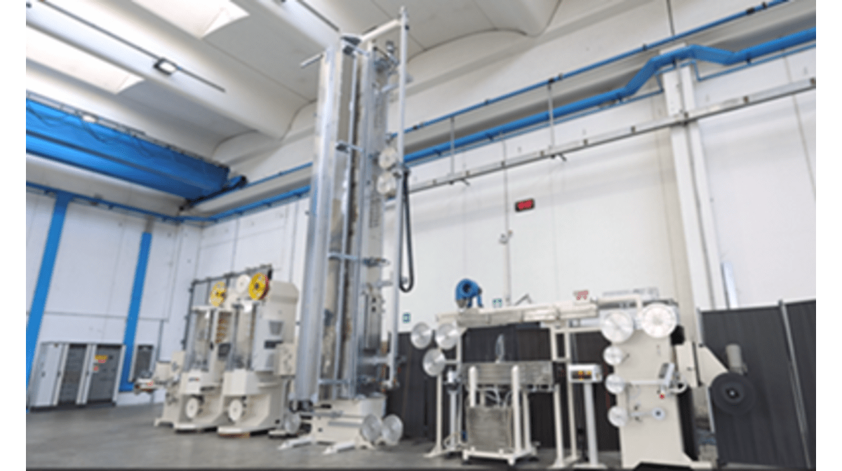 WTM automatisches System zum Einfädeln von Kabeln durch Vertikalöfen