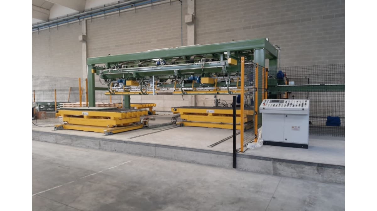 No-stop stackers by Rizzi for sheet metal: custom automation for every need