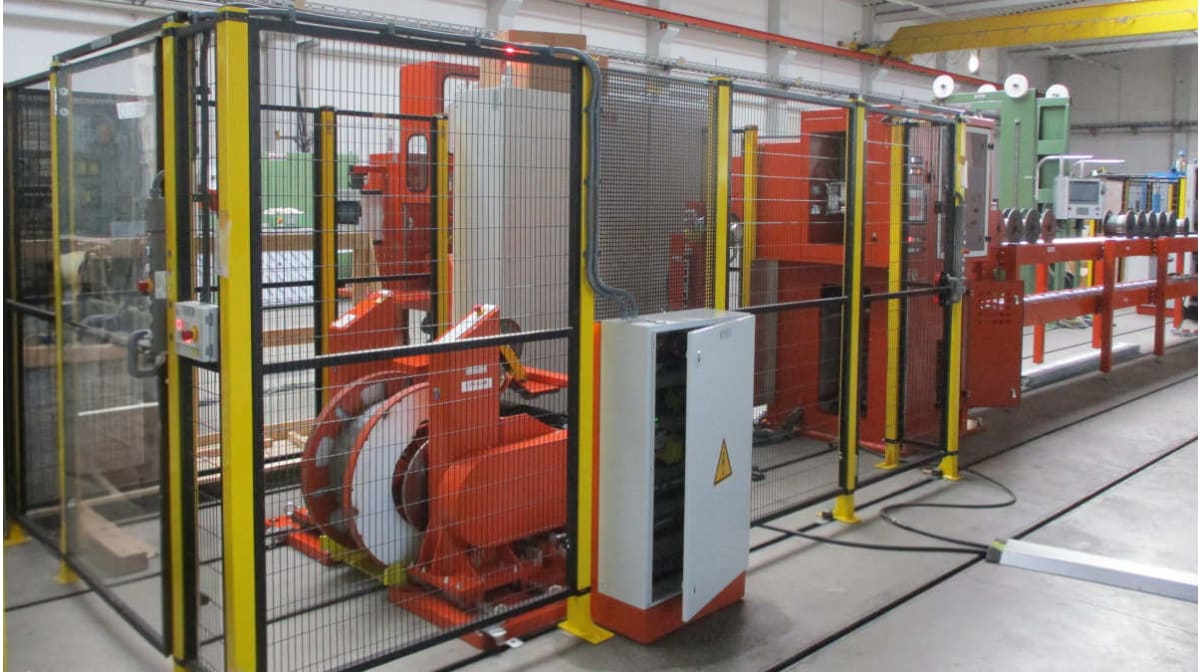 Compact rewinding solutions by Lukas Anlagenbau: boosting wire processing efficiency