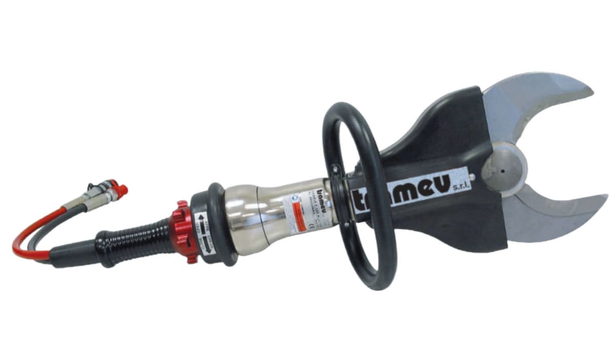 Tramev F170N hydraulic shear: power and versatility for industrial cutting