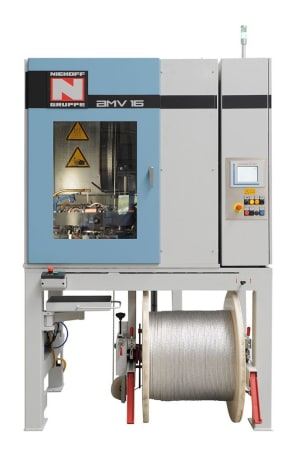 Niehoff BMV 16 Drahtverarbeitungsmaschine mit Bedienfeld und großer Spule blanken Drahts.