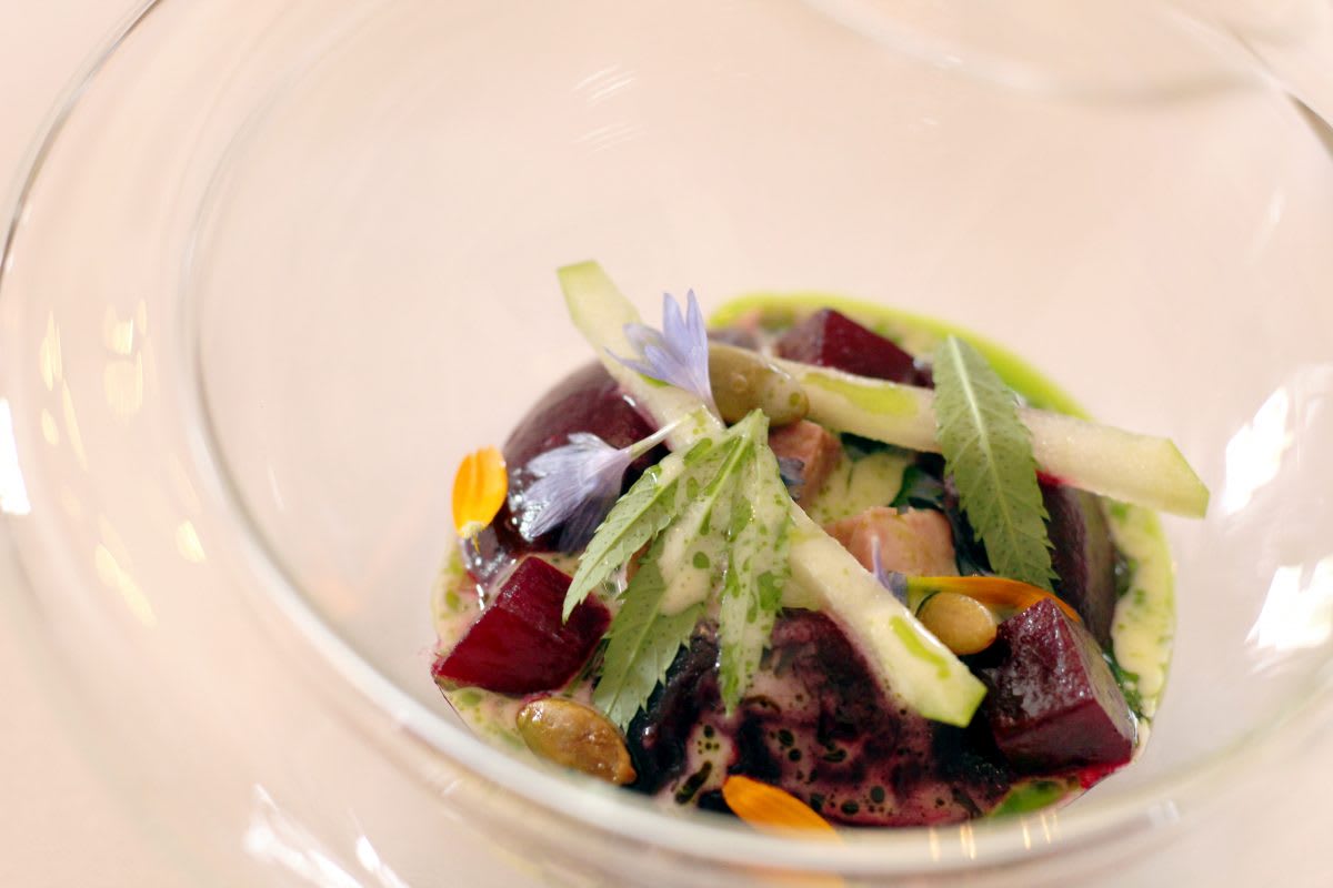 beetroot dumpling, michelin star restaurant