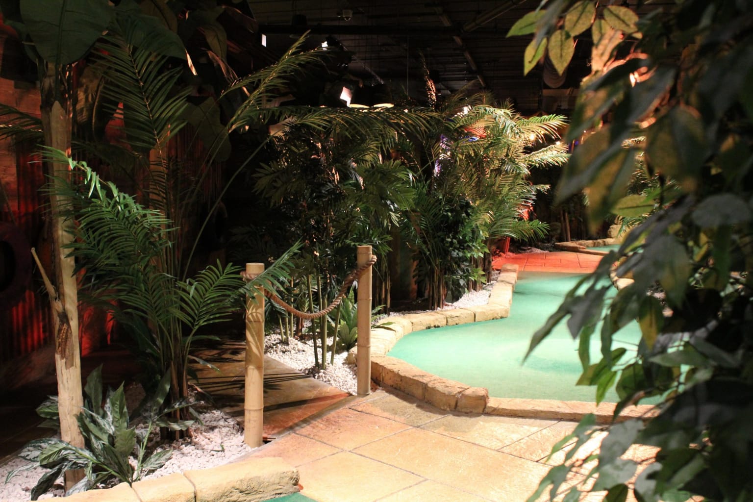 treetop adventure golf course leicester