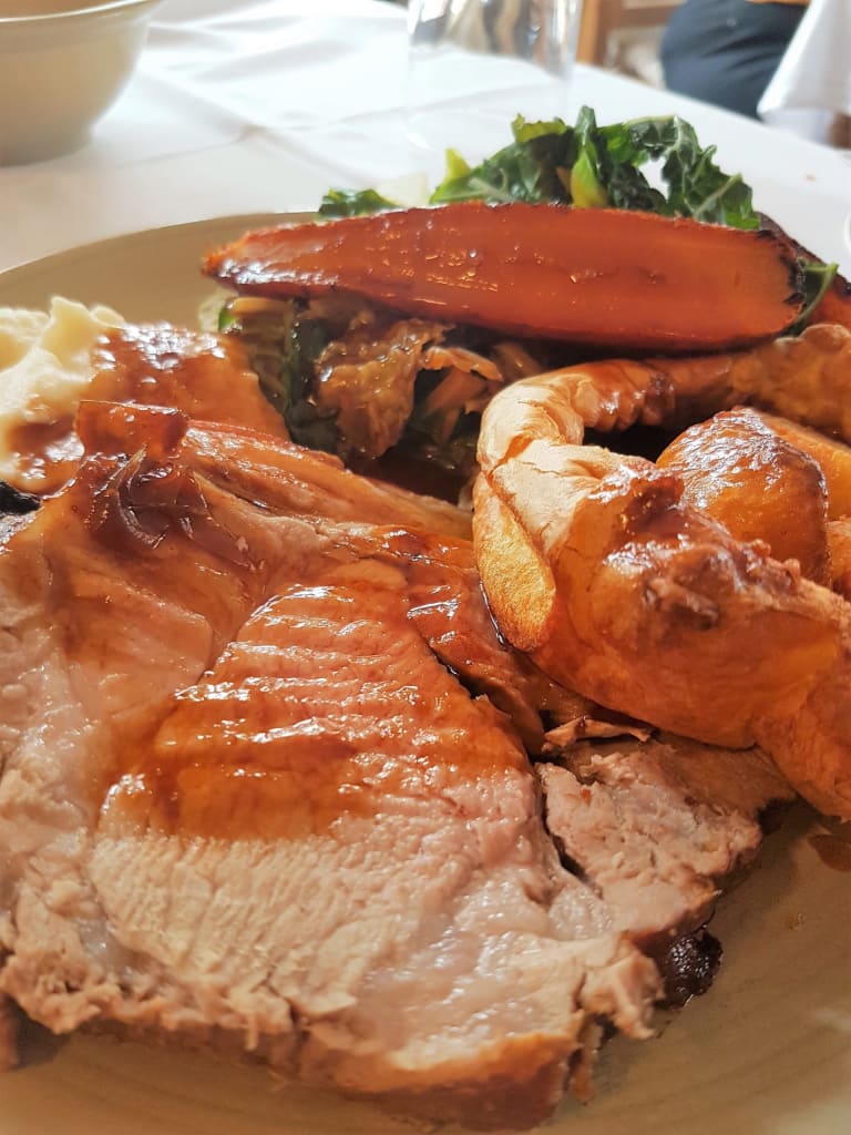 Sunday lunch at the Geese & Fountain