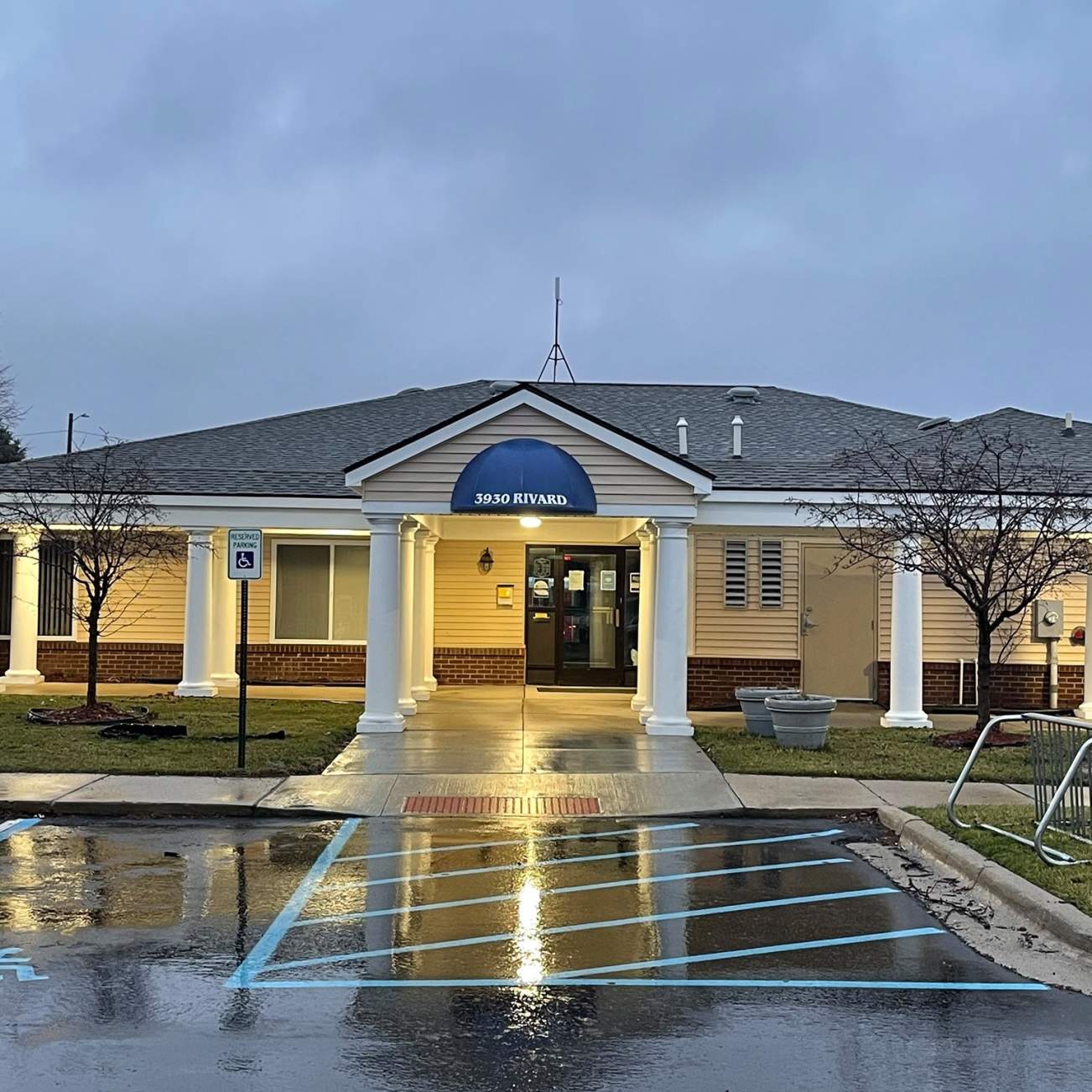 Friendship Meadows Apartments