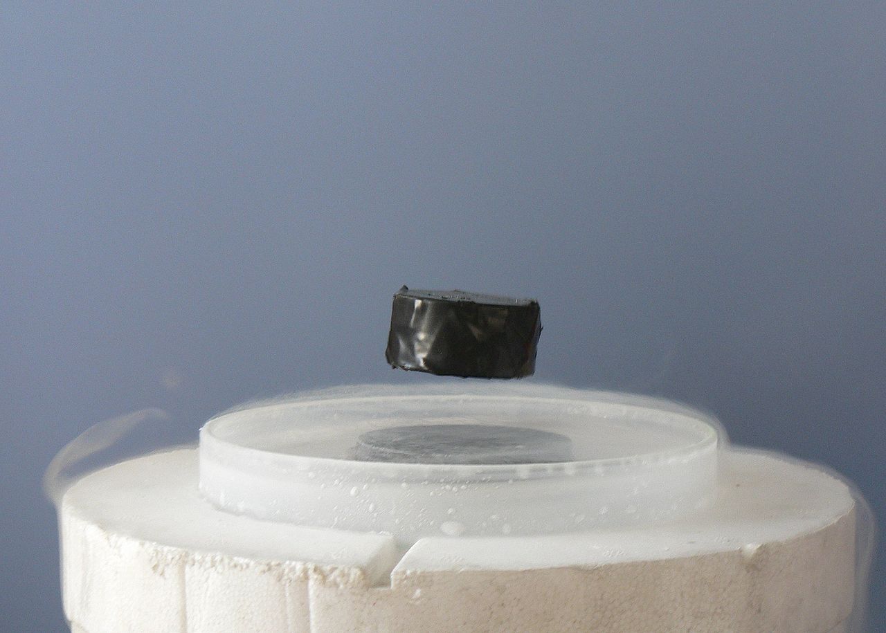 Superconductor
