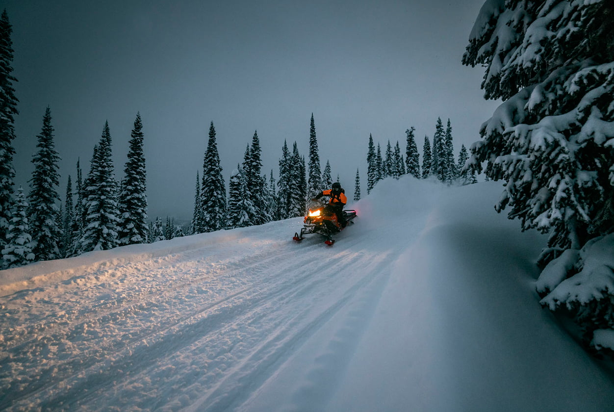 Snowmobile-Alaska