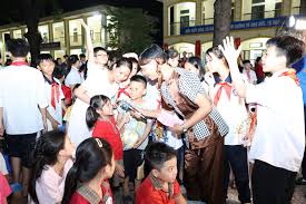 HOẠT ĐỘNG GIAO LƯU, GẮN KẾT TẬP THỂ